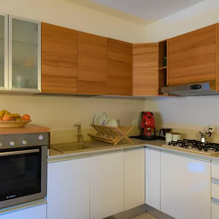 La Stradella 3* 奥斯图尼