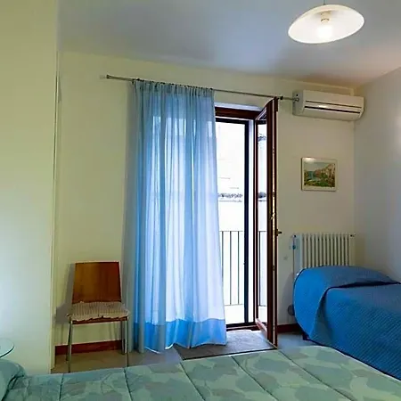 La Stradella Nocleg ze śniadaniem 3*